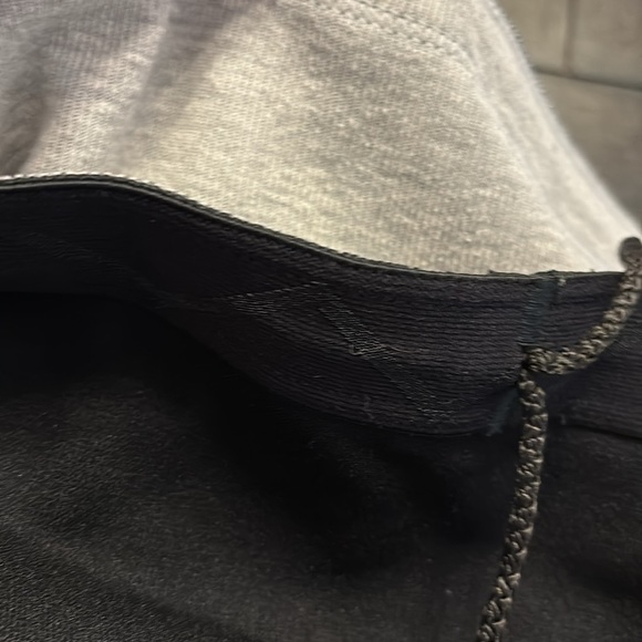 Medisana black insulated shorts size is missing - Picture 5 of 5